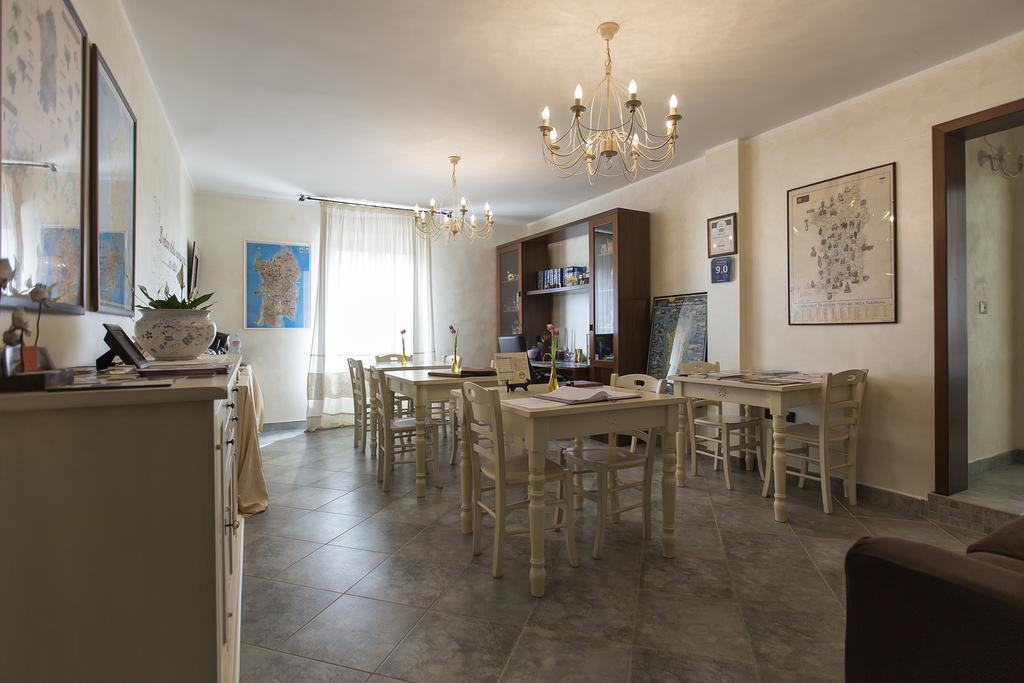 Morpheo Rooms Alghero Bagian luar foto