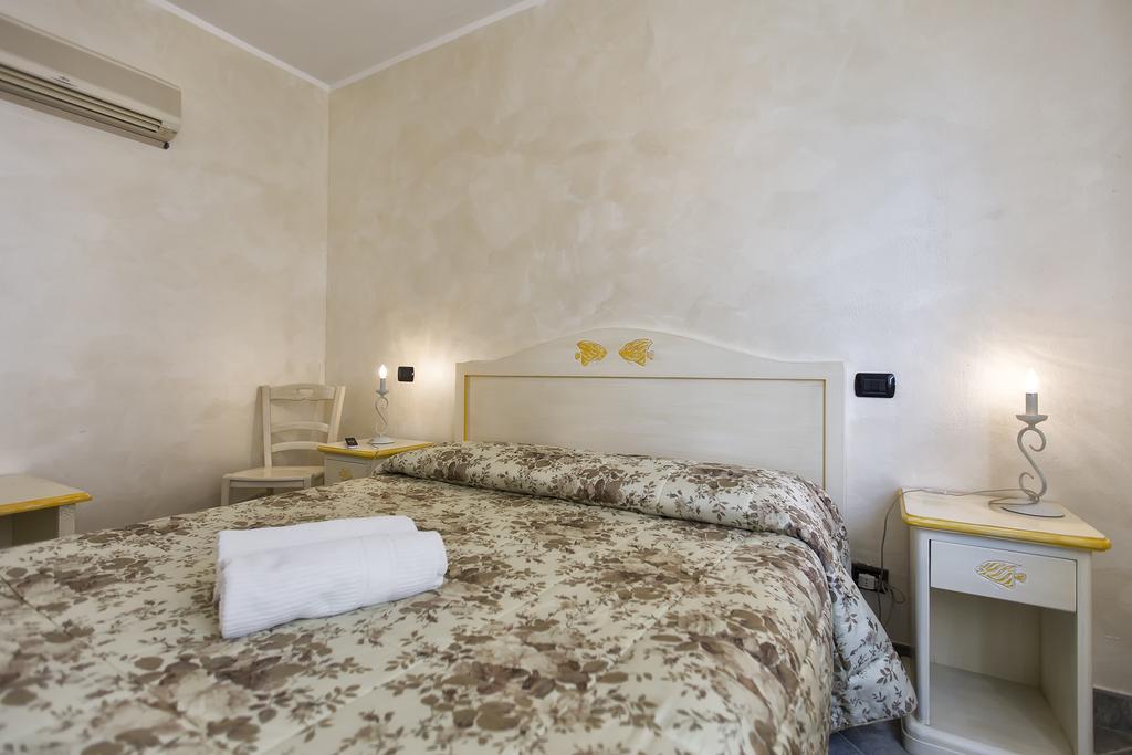 Morpheo Rooms Alghero Bagian luar foto