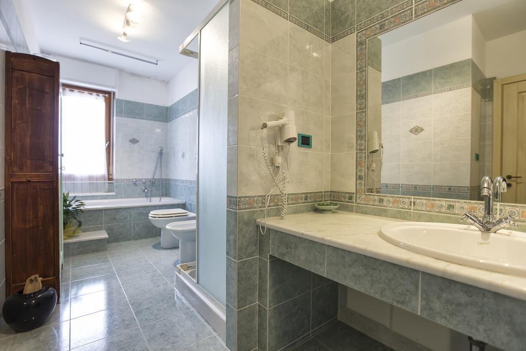 Morpheo Rooms Alghero Bagian luar foto
