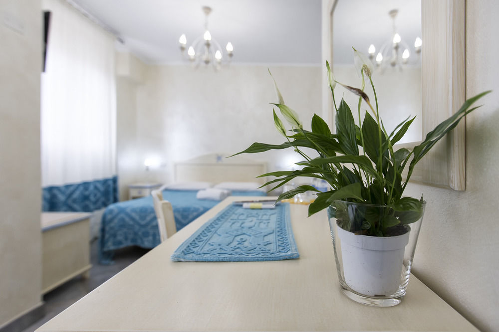 Morpheo Rooms Alghero Bagian luar foto